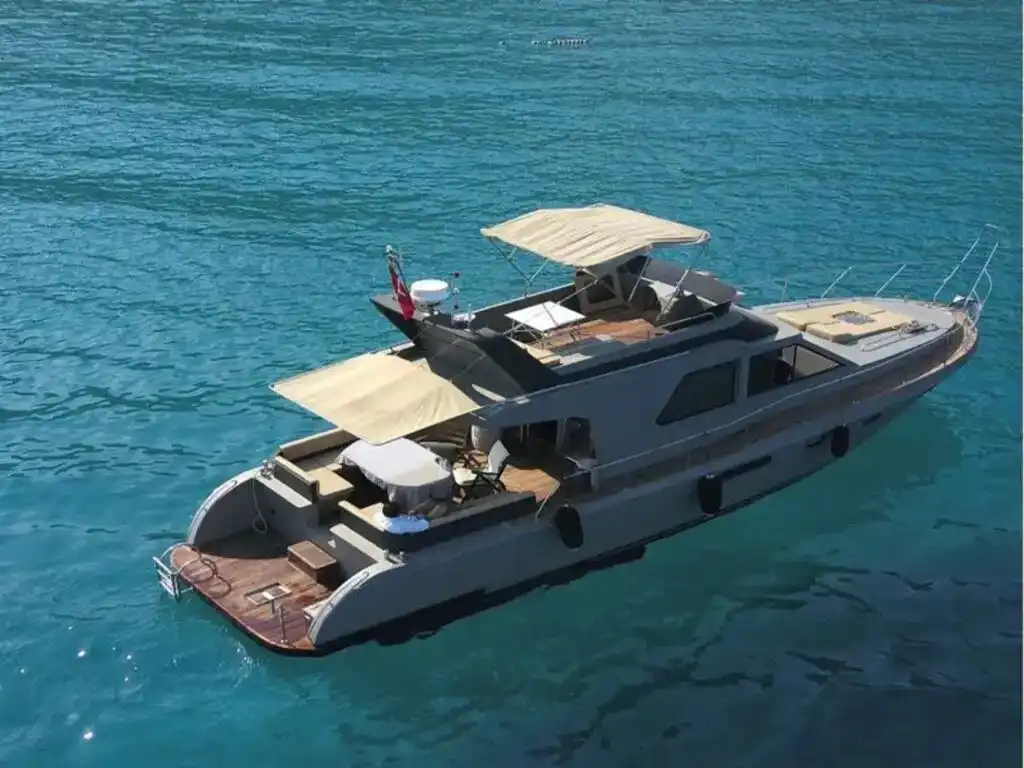 PARASİDE YACHT